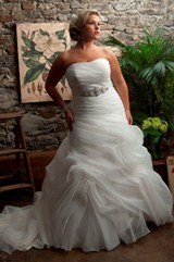 Bridal Dress: CALLISTA SPRING 2013 BRIDAL Collection: 4198 - Organza - For Brides With Curves 