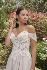 Bridal Dress: Casablanca Bridal Collection: 2512 - PHOEBE 