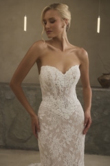 Bridal Dress: Casablanca Bridal Collection: 2634 - Darcy 