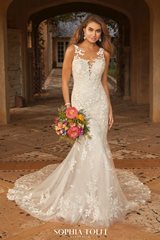 Bridal Dress: Sophia Tolli SPRING 2020 Collection - Y12037 - Aaliyah 