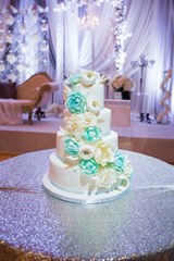 Natalya Cake: Cascading Flowers