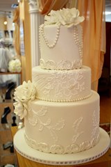 Natalya Cake: White Glamour